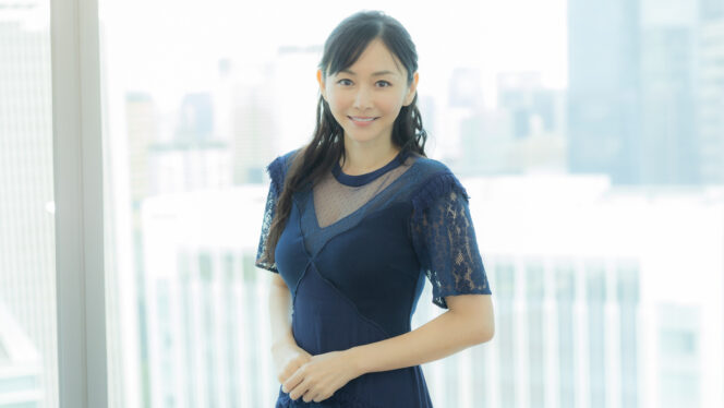 投資歴17年。杉原杏璃から「ゼロからわかる投資の始め方」を